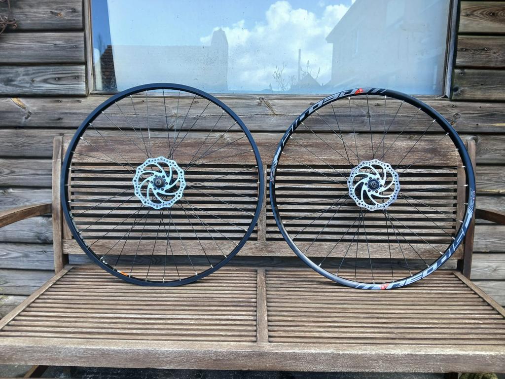 Shimano + bandrager 29’er wielen, Ophalen of Verzenden