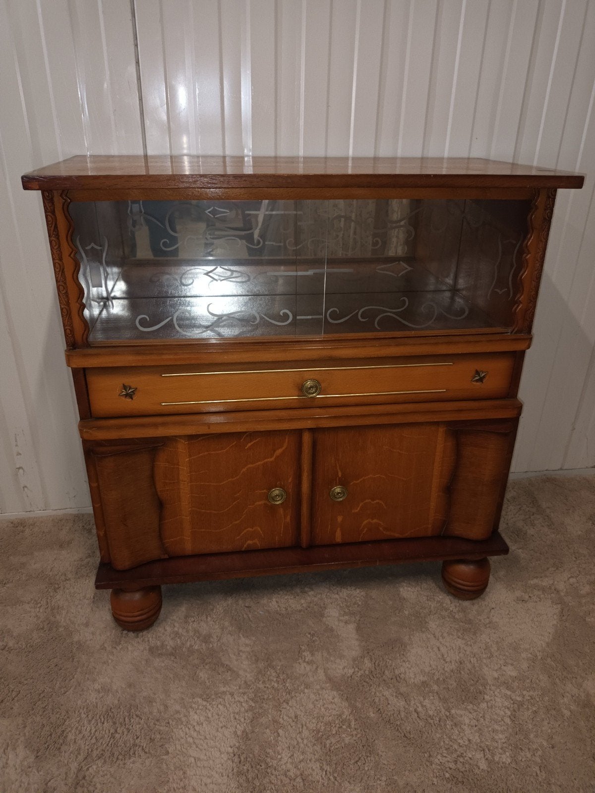 Sfeervol vintage vitrine/barkast, Ophalen