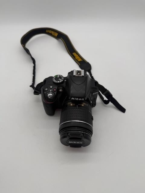 NIKON D3300 Digitale Camera - in nette staat, Enlèvement ou Envoi, Comme neuf, 8 fois ou plus, Nikon