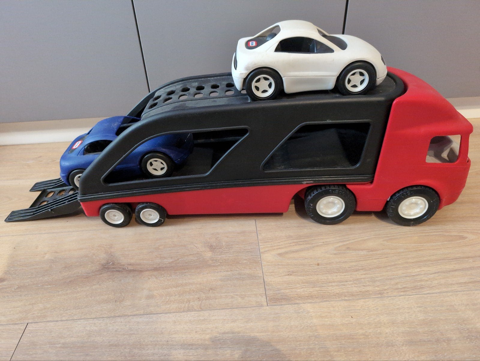 Little Tikes grote Autotransporter met 2 racewagens 72 X 19, Ophalen, Gebruikt