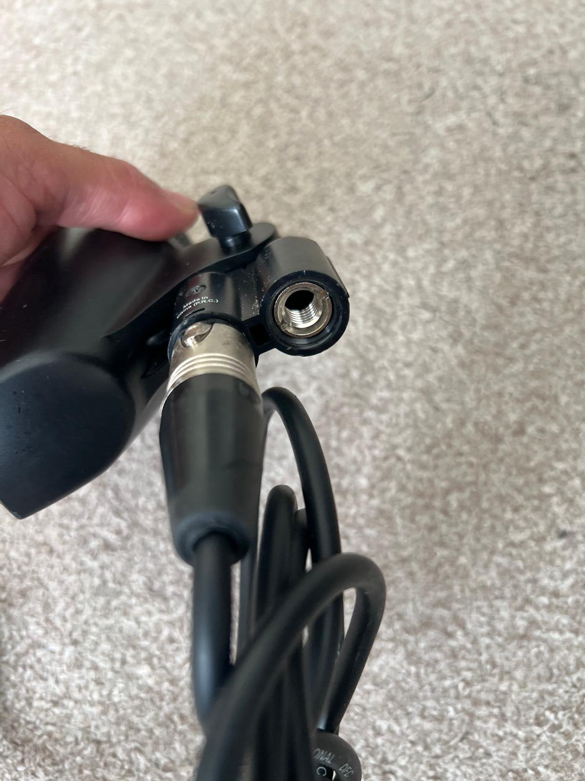 Micro AKG P2, Ophalen, Zo goed als nieuw