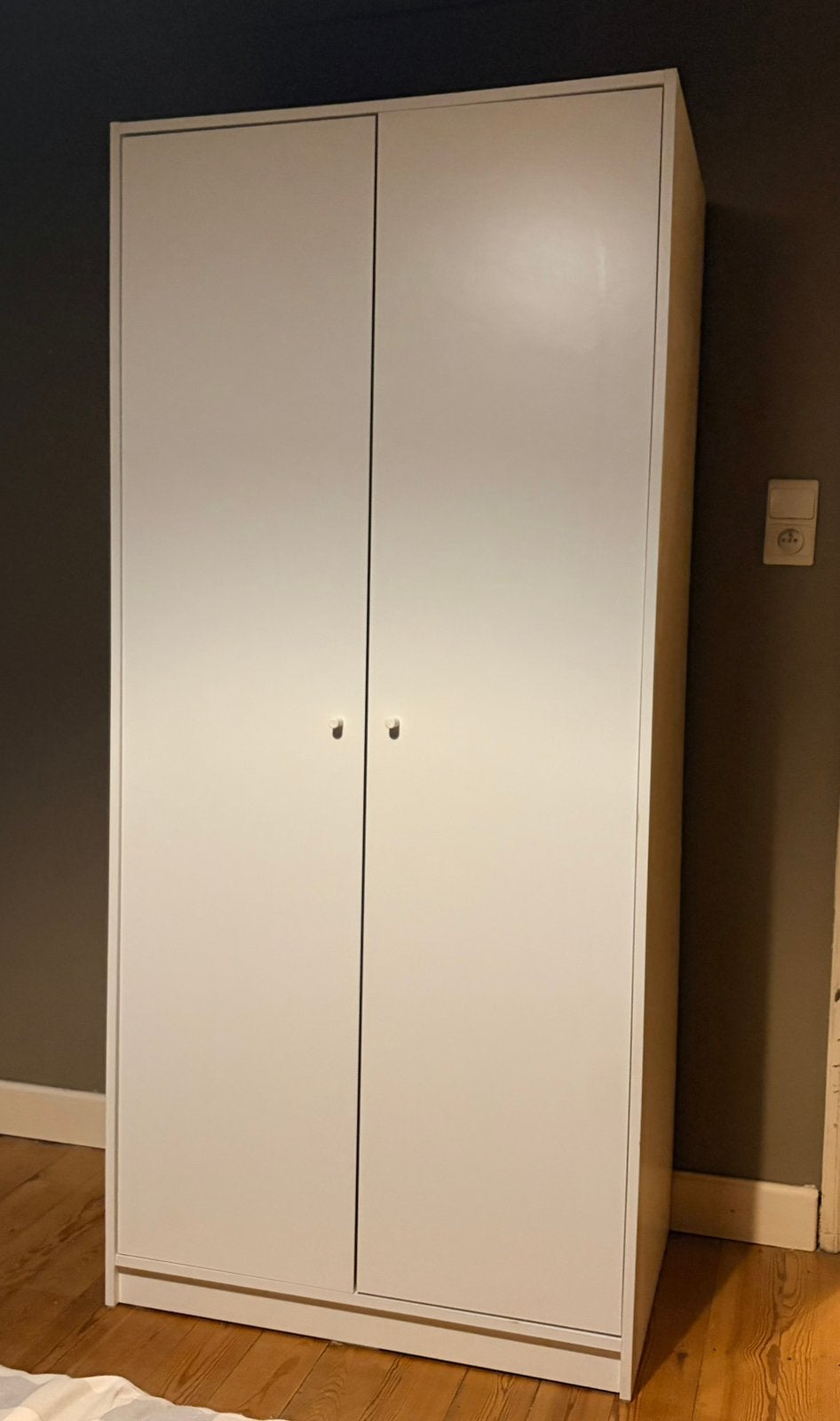 Kleppstad kleerkast 2 deuren in redelijke staat, Huis en Inrichting, Kasten | Kleerkasten, Ophalen, Gebruikt