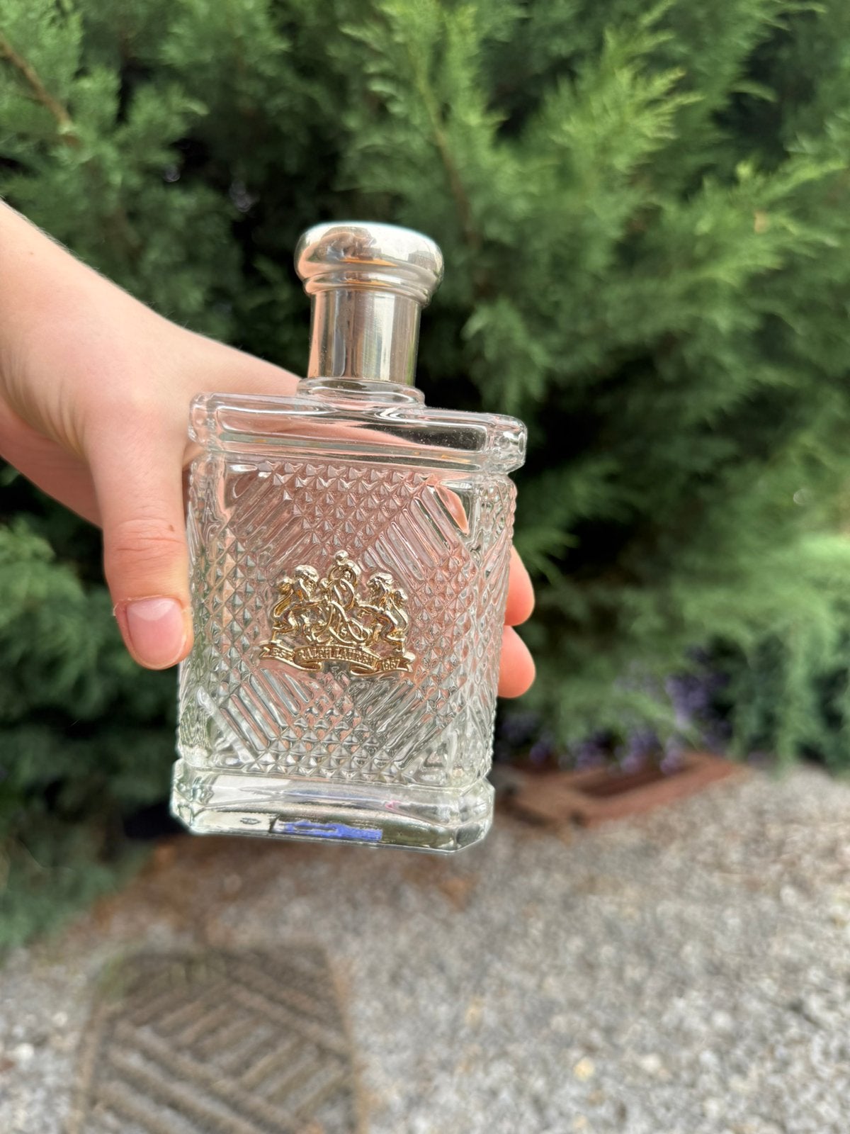 Flacon de parfum décoratif en verre ciselé, Envoi, Comme neuf