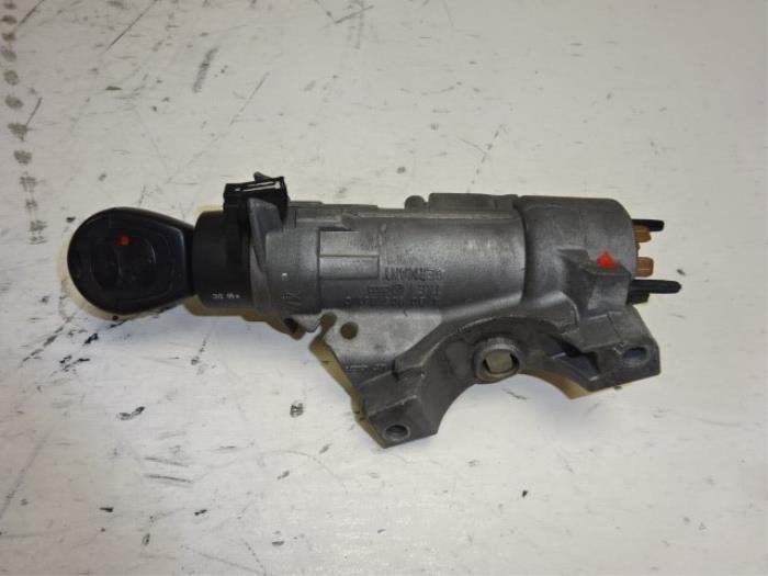 Serrure de contact + clé d'un Seat Ibiza, -, 3 mois de garantie, Utilisé, -