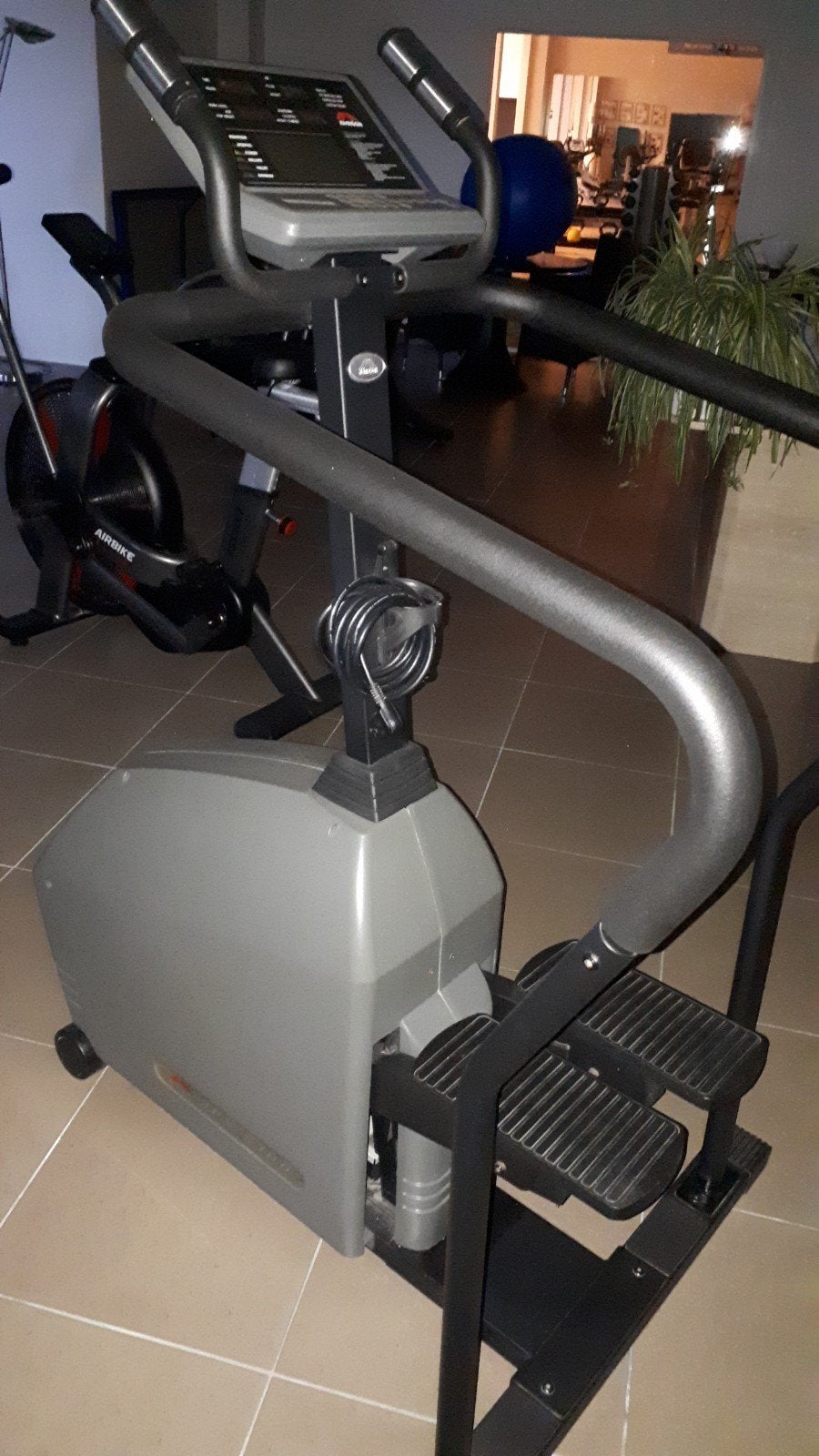 Johnson.  Stepper., Sports & Fitness, Appareils de fitness, Enlèvement, Utilisé, Jambes, Appareil step