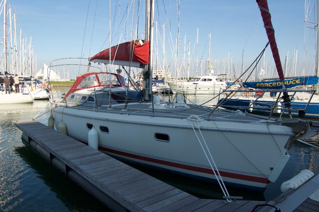 zeilboot, Watersport en Boten, Kajuitzeilboten en Zeiljachten, Ophalen, Gebruikt, Diesel, 9 tot 12 meter