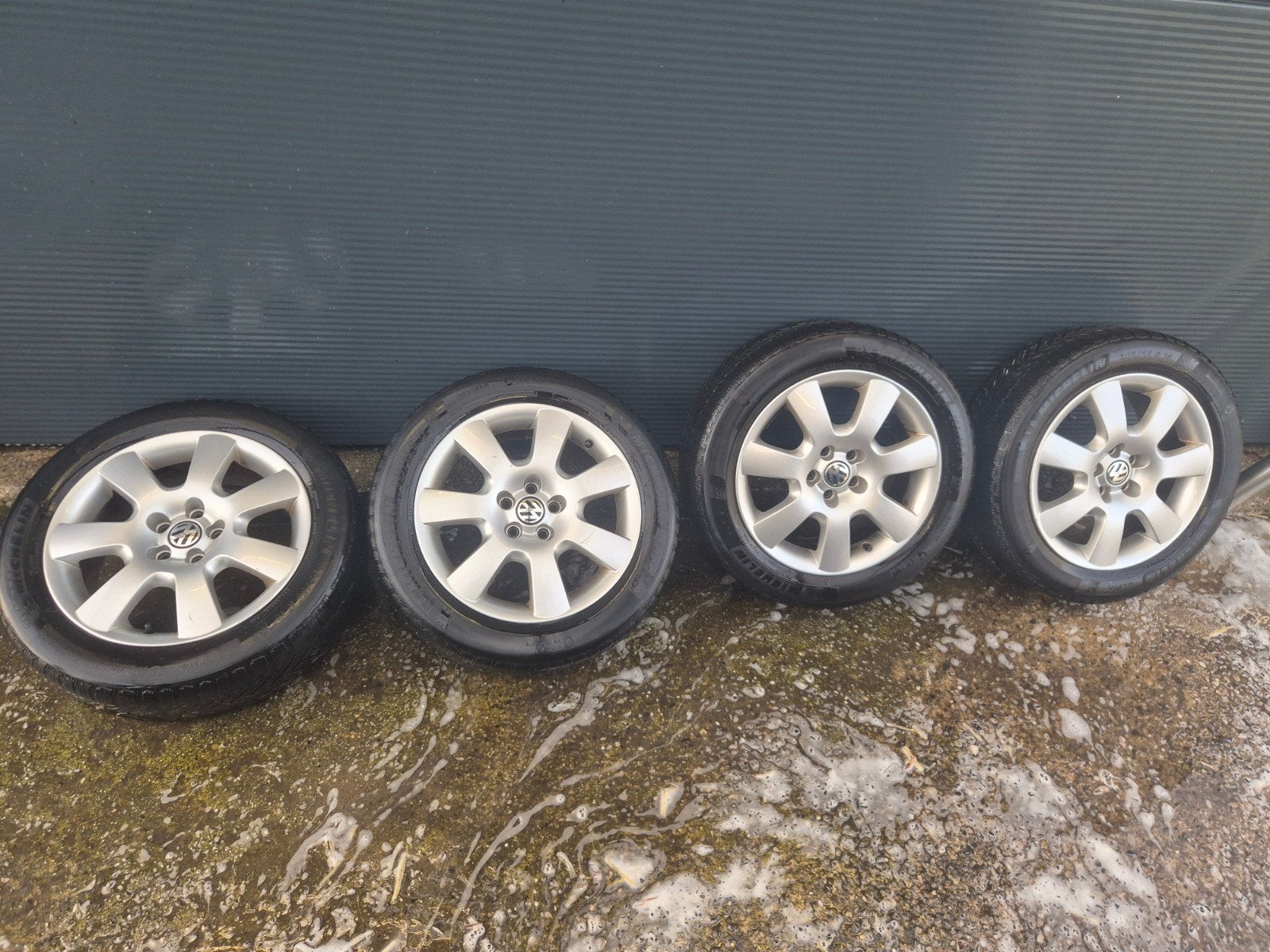 Jantes golf 4 rabbit 5x100, Autos : Pièces & Accessoires, Pneus hiver, 16 pouces, 205 mm, Pneu(s)