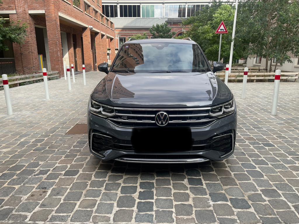 TIGUAN R LINE INTÉRIEUR ET EXTÉRIEUR, Autos, 110 kW, Entreprise, Entretenue par le concessionnaire, Automatique