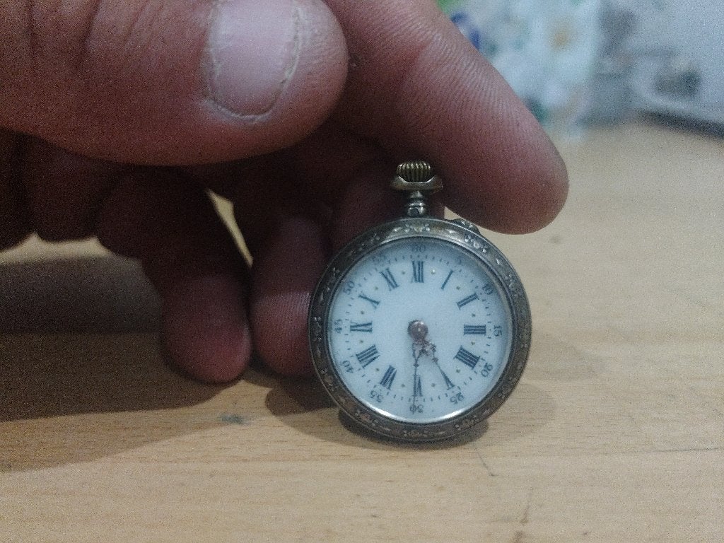 Ancienne montre de col en argent massif  XIXe/XXe siècle, Antiquités & Art, Enlèvement, Argent