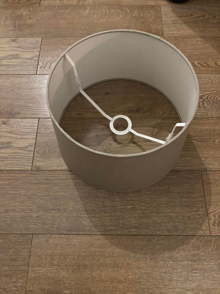 Lampenkappen, Ophalen, Zo goed als nieuw, Beige