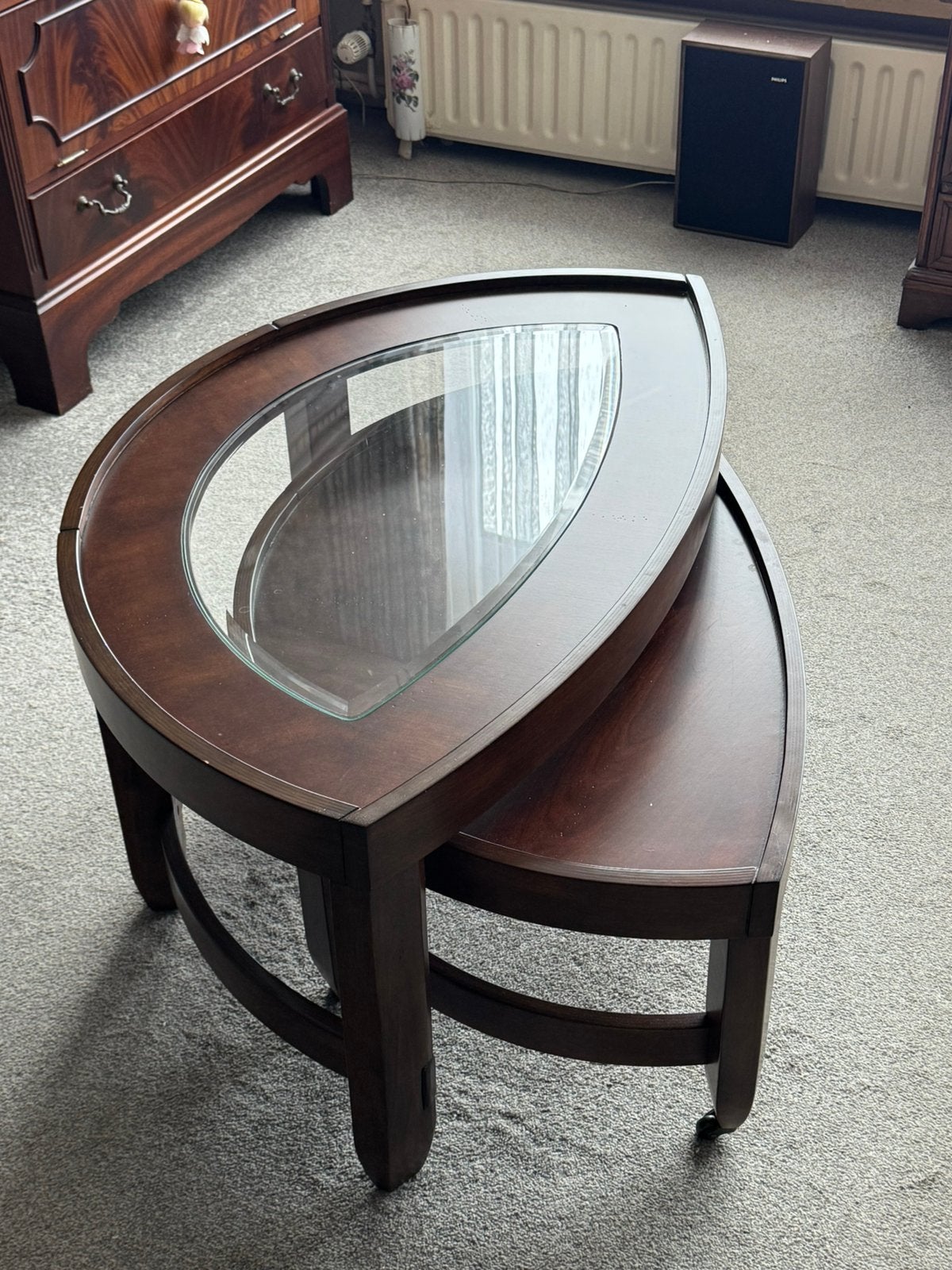 Retro houten salontafel met glas – 2-delig uitschuifbaar, Ophalen, Zo goed als nieuw, Glas