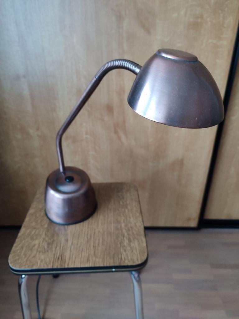 Bureaulamp, Ophalen