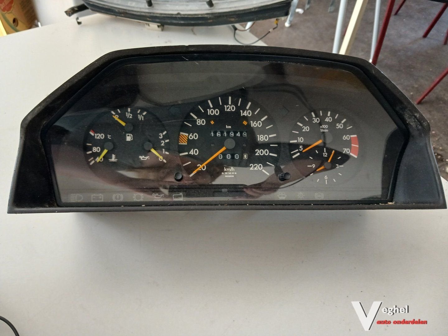 MB W124 benzine KM Tellerklok '92, Gebruikt, -, -, Ophalen of Verzenden