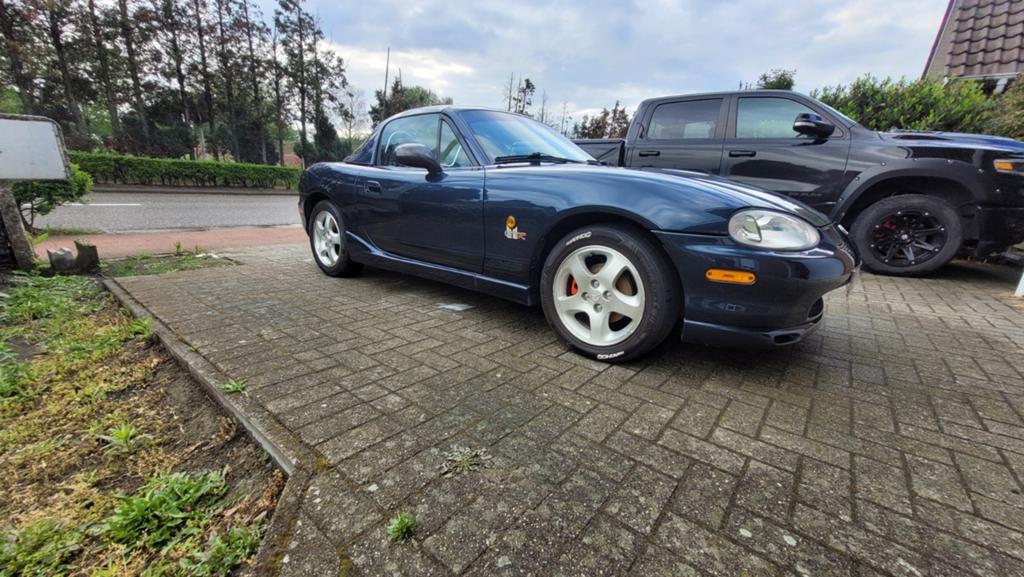 Mazda mx5 nb 1.6 gtr editie, Autos, Cuir, Boîte manuelle, 2 portes, Particulier