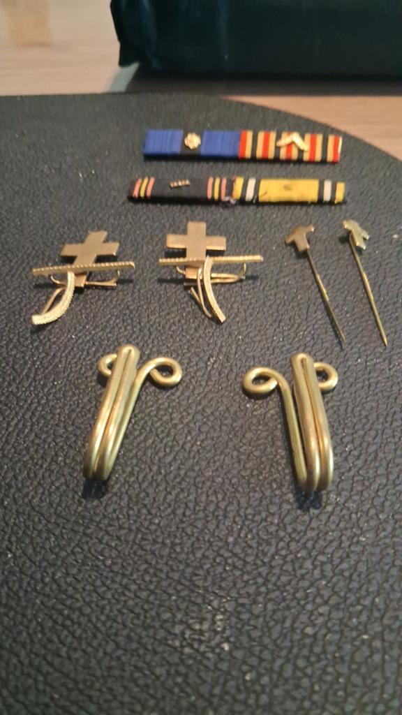 Militaire kwartelaarsinsignes. +, Verzamelen, Ophalen of Verzenden