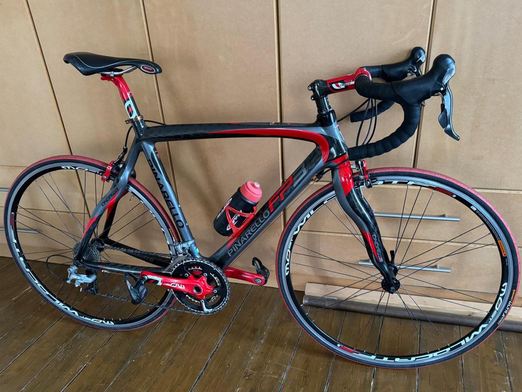 Vélo de route en carbone Pinarello, Vélos & Vélomoteurs, Vélos | Vélos de course, Autres marques, Comme neuf, Enlèvement, 53 à 57 cm