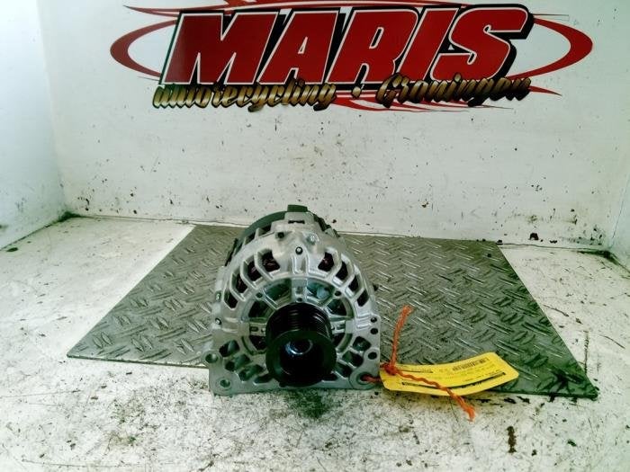 Dynamo d'un Volkswagen Polo, -, Volkswagen, -, 3 mois de garantie