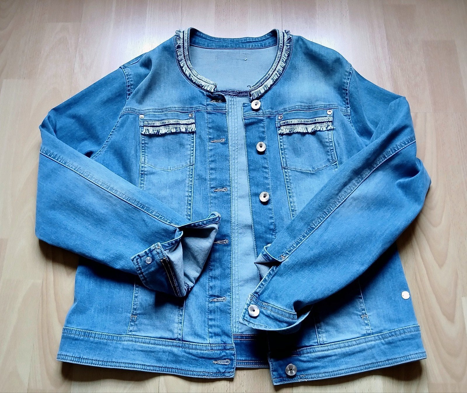 Toffe jeansvest, Maat 42/44 (L), Zo goed als nieuw, Jasje, Verzenden