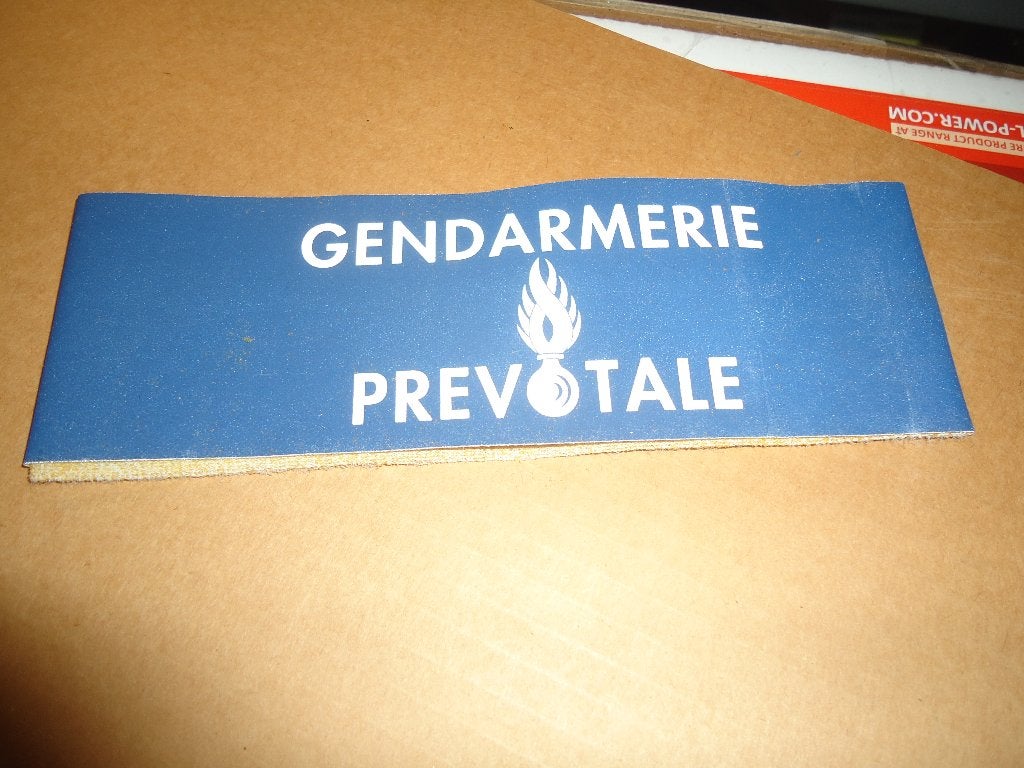 ancien brassard gd prévotale, Collections, Objets militaires | Général, Enlèvement ou Envoi, Gendarmerie, Emblème ou Badge