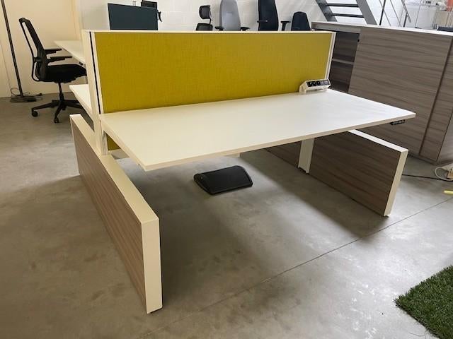 Bench 2 werkplekken Markant Max, Ophalen, Hout, Scheidingswand, Overige merken