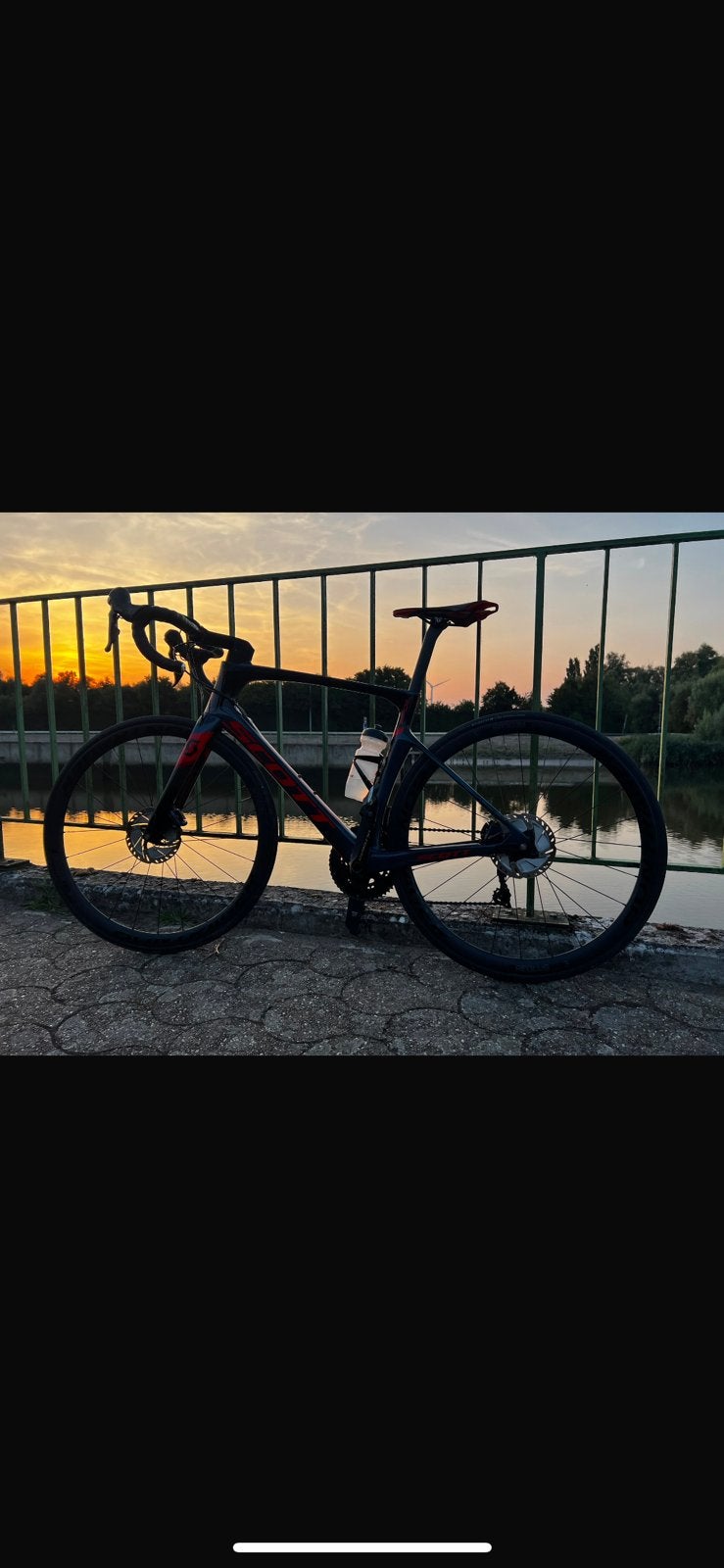 Koersfiets Scott Foil disc 20 maat 54 (1,73- 1,83), Fietsen en Brommers, Ophalen of Verzenden, Zo goed als nieuw