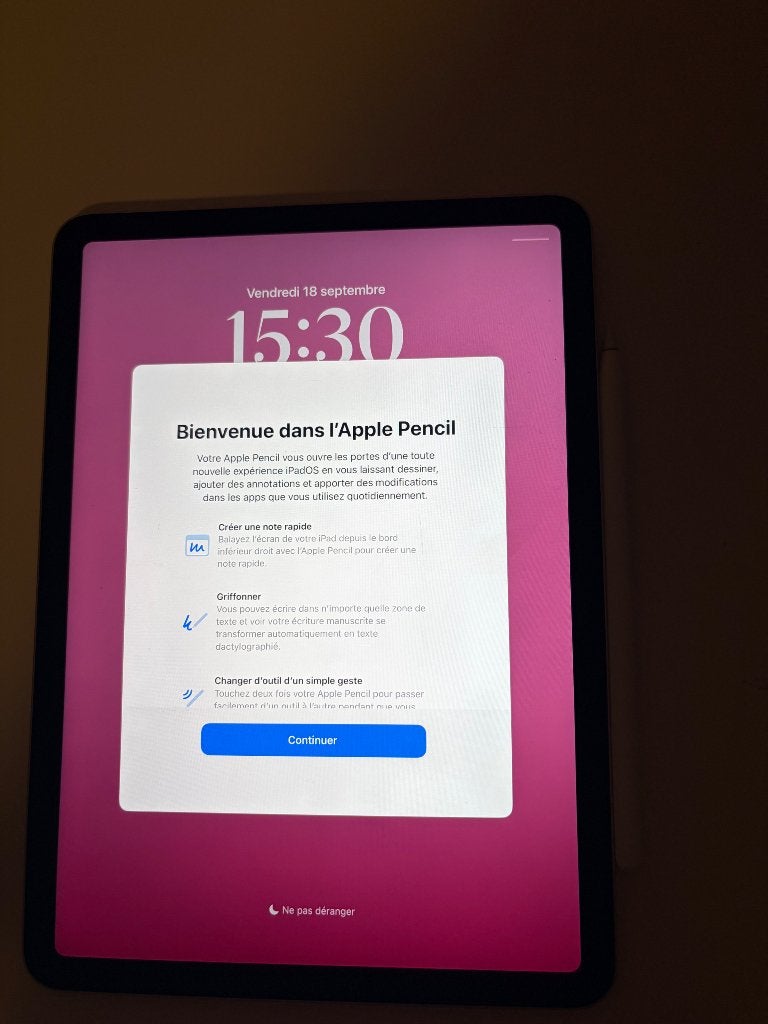 iPad Air 5e génération, Apple iPad Air, Comme neuf, Enlèvement, Blanc
