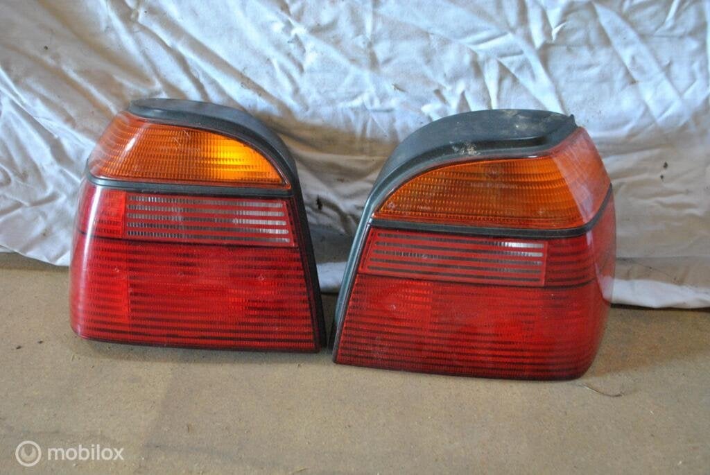 Achterlichten set Vw Golf III ('91-'97) 1H6 945 111, Enlèvement ou Envoi, Volkswagen, Utilisé, Volkswagen