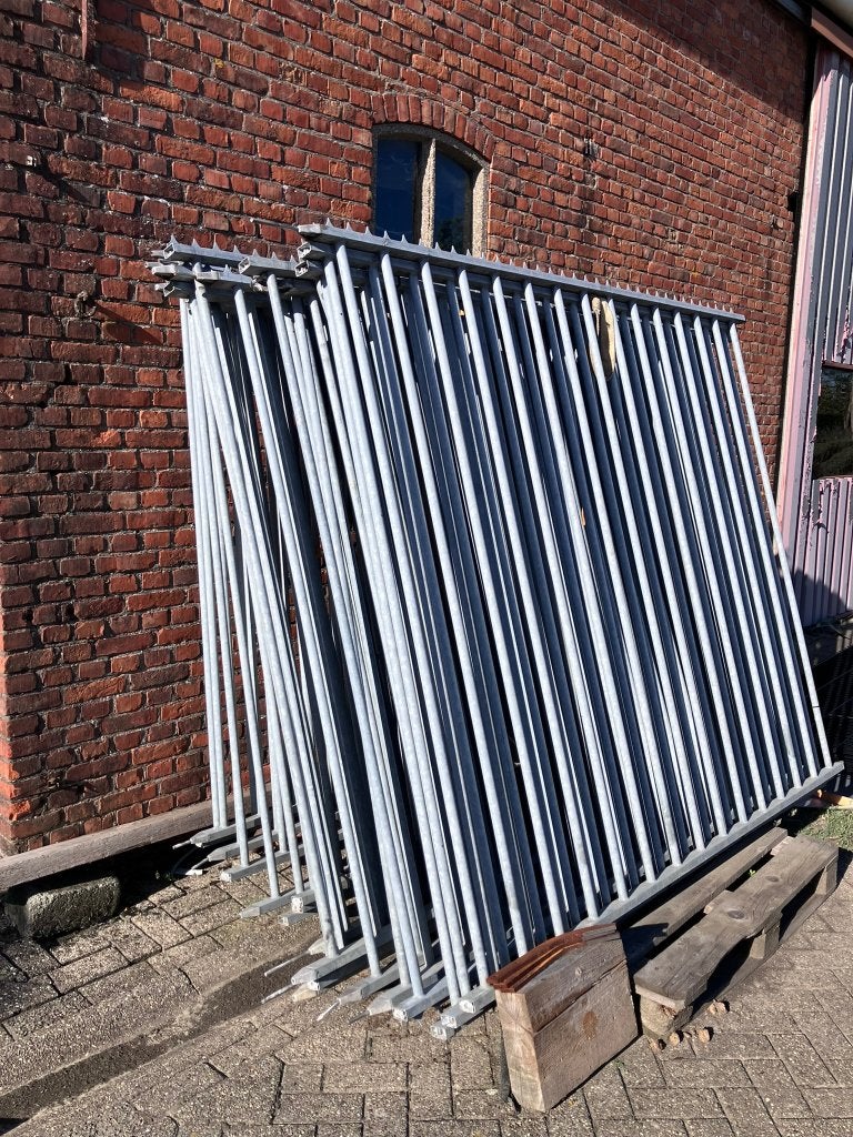 Gegalvaniseerd metalen hekwerk, Tuin en Terras, Ophalen, Gebruikt, IJzer, Spijlenhekwerk