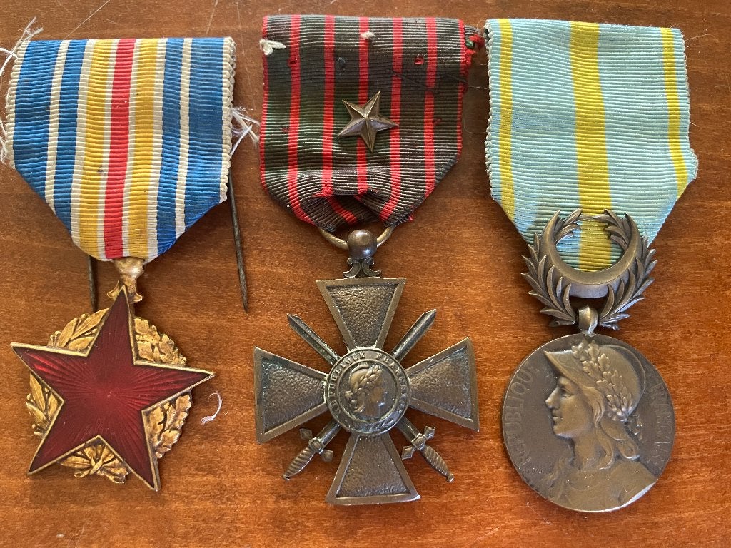 Lot de médailles françaises, Enlèvement, Armée de terre, Ruban, Médaille ou Ailes