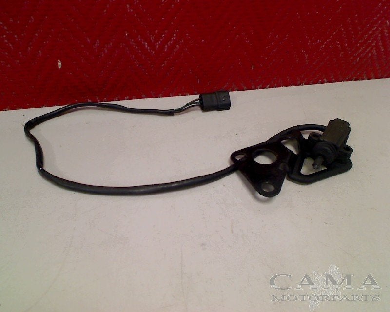 INTERRUPTEUR DE SUPPORT LATÉRAL Triumph, Dhr. S. di Majo, Utilisé, Info@cama-motorparts.nl, P.J. Troelstraweg 8 8
3144 CX  MAASSLUIS, NL