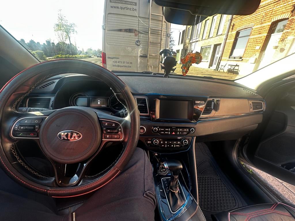 Kia Niro hybrid 2019 automatic, Argent ou Gris, Achat, Euro 6, Entreprise
