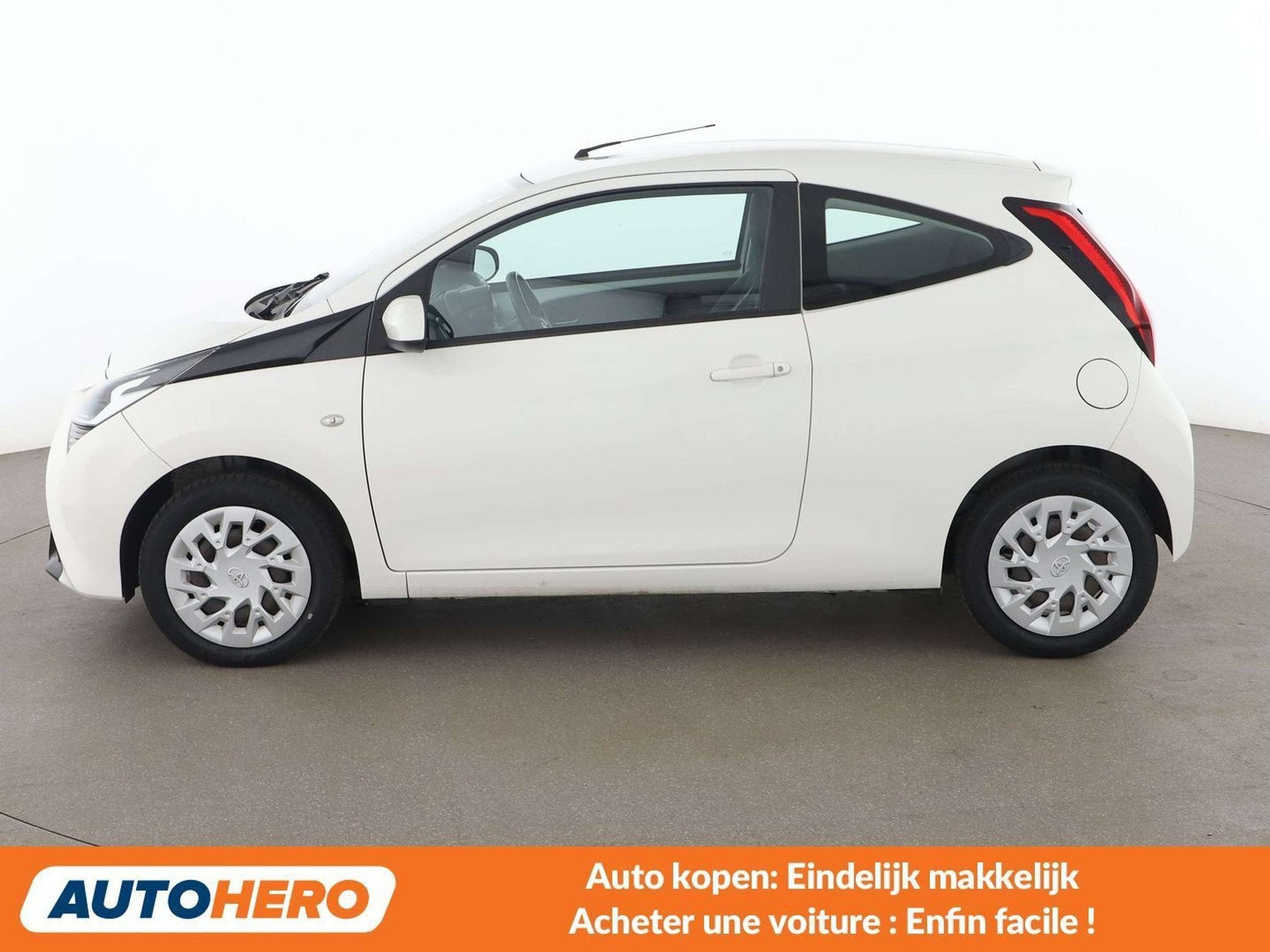 Toyota Aygo 1.0 X-Wave (bj 2018), Auto's, Voorwielaandrijving, 4 zetels, Stof, Gebruikt