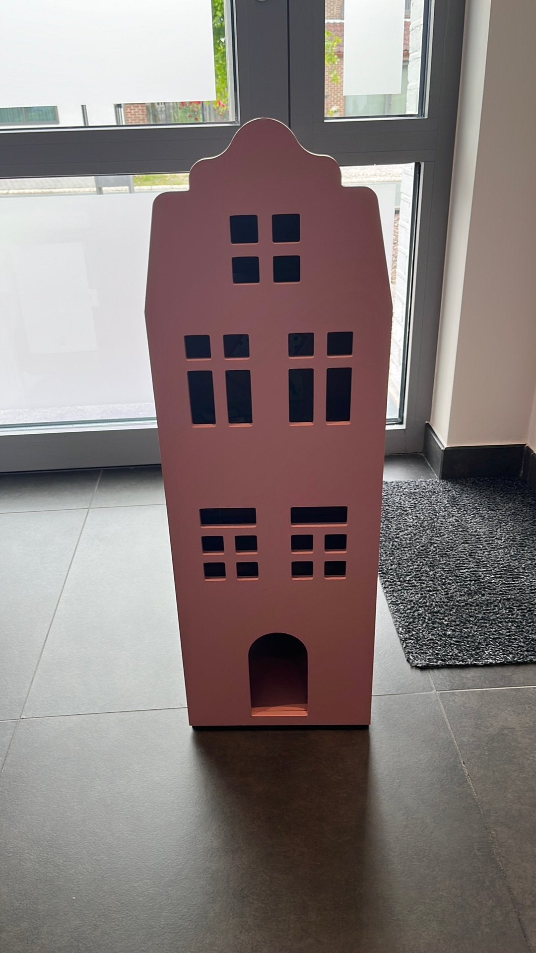 Poppenhuis- kastje, Ophalen, Zo goed als nieuw, Poppenhuis