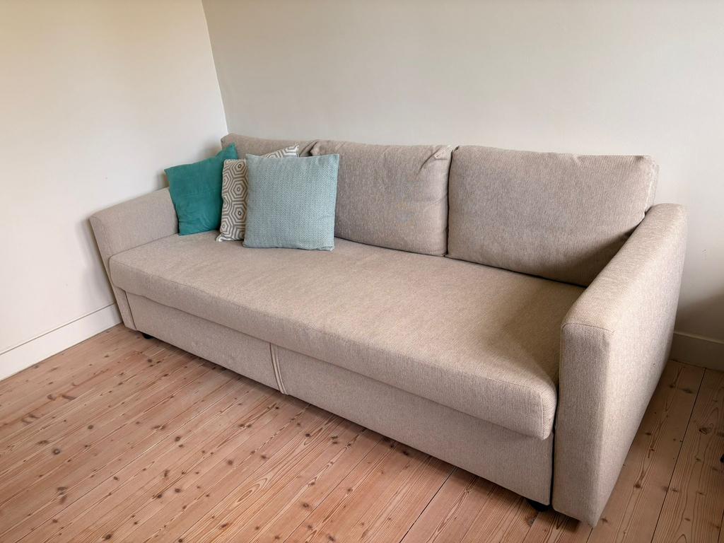 Slaapbank IKEA Friheten taupe + Tuddal bed topper, Ophalen, Gebruikt, 100 tot 125 cm, Driepersoons