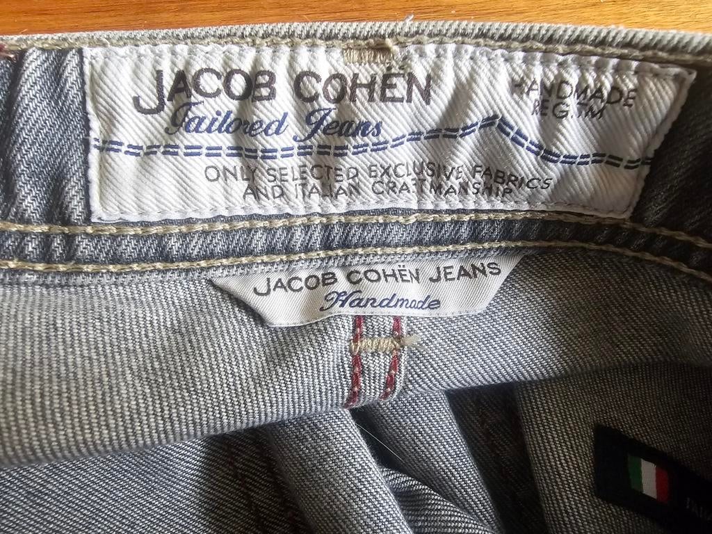 *GERESERVEERD* Luxe heren jeans JACOB COHËN Np +350€ maat 31, Verzenden, Overige jeansmaten, Jacob COHËN