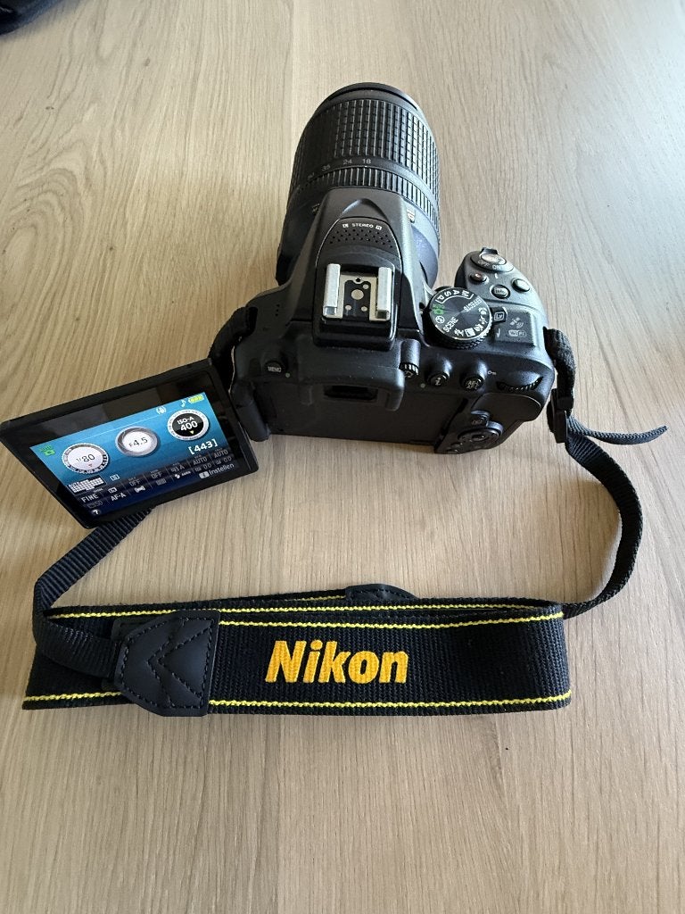 Nikon D5300 met toebehoren, Audio, Tv en Foto, Fotocamera's Digitaal, Ophalen, Geheugenkaart, Spiegelreflex, Zo goed als nieuw