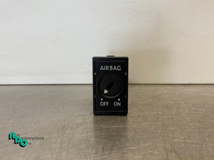 Airbag commutateur d'un Skoda Fabia (Fabia 08-), Autos : Pièces & Accessoires, -, 3 mois de garantie, Utilisé, Skoda