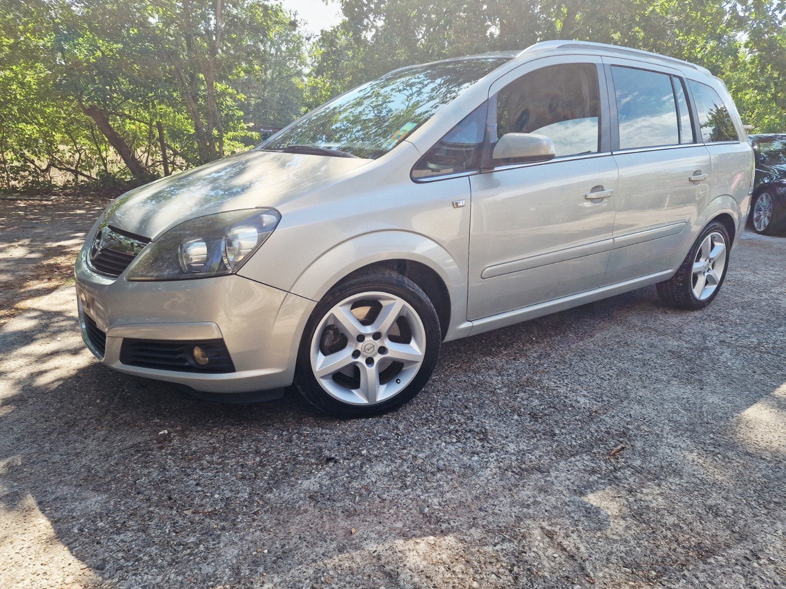 OPEL ZAFIRA 7 ZIT BOUWJAAR 2006 ZEER PROPER, Autos, Opel, Capteur de lumière, Entreprise, 7 places, Boîte manuelle