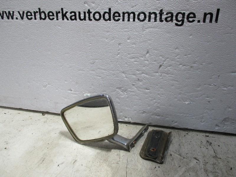 SPIEGEL LINKS Mercedes-Benz / 8 (W115) (01-1968/01-1977), Gebruikt, Mercedes-Benz