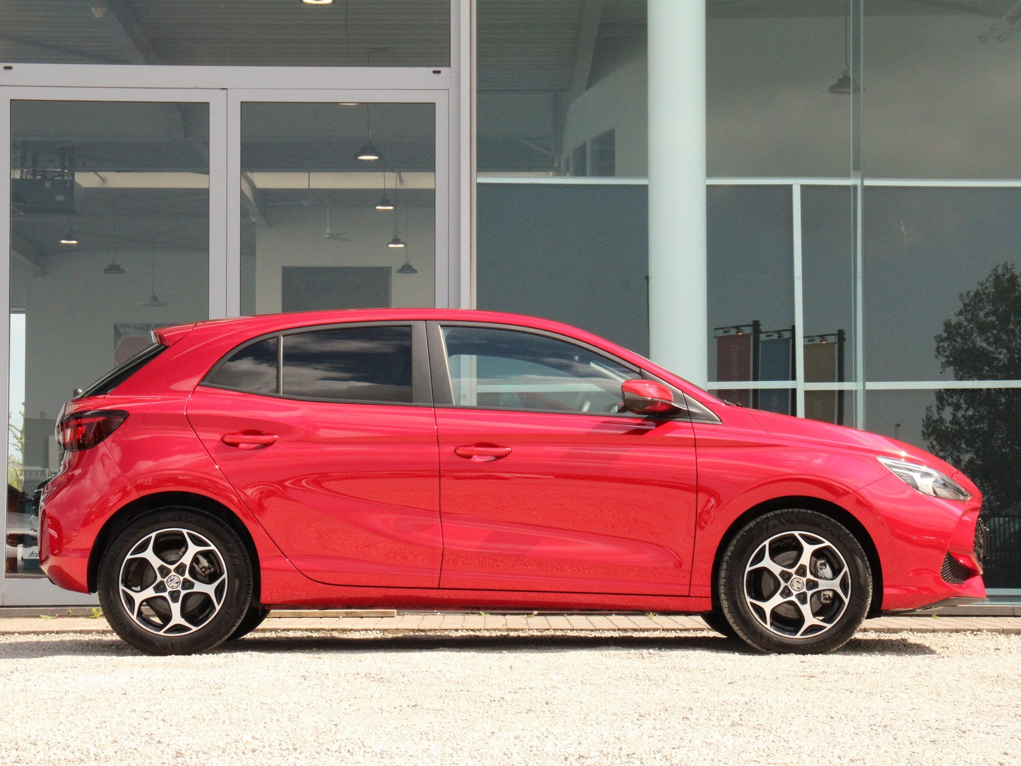 MG 3 HEV 1.5T Hybrid+ LUXURY automaat *DEMO*360CAM*ACC*BSD*, Auto's, MG, Gebruikt, Leder en Stof, 175 kW, 1490 cc