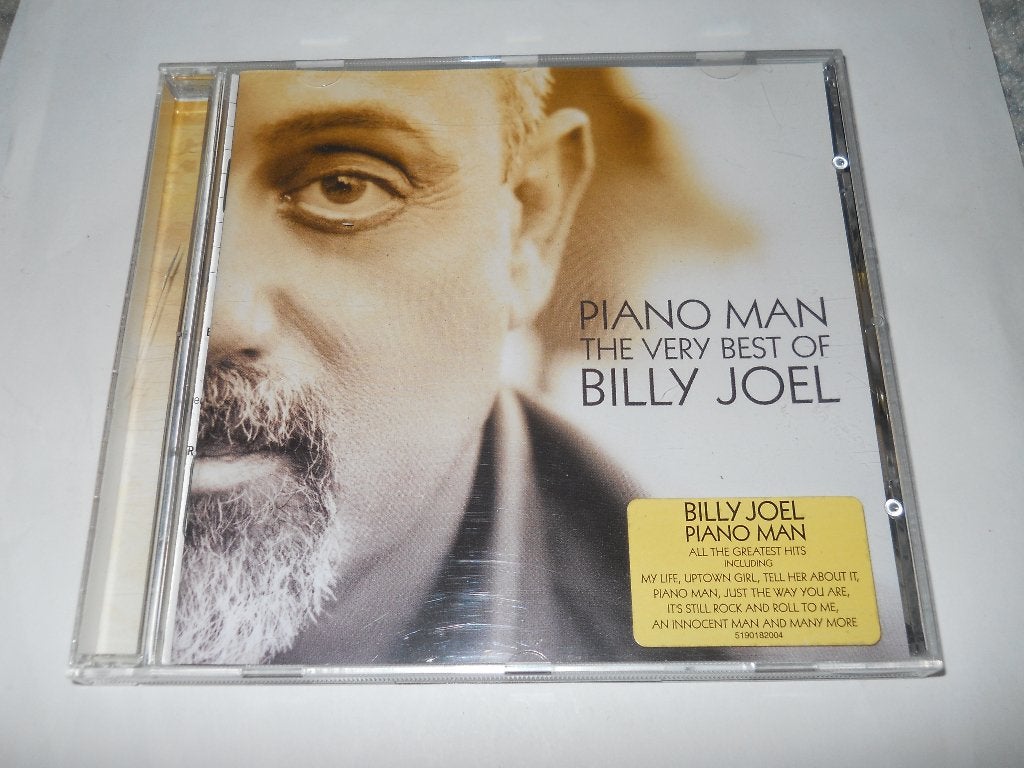 CD - BILLY JOEL - PIANO MAN - THE VERY BEST, Pop, Ophalen of Verzenden, Zo goed als nieuw, Verzamelalbum