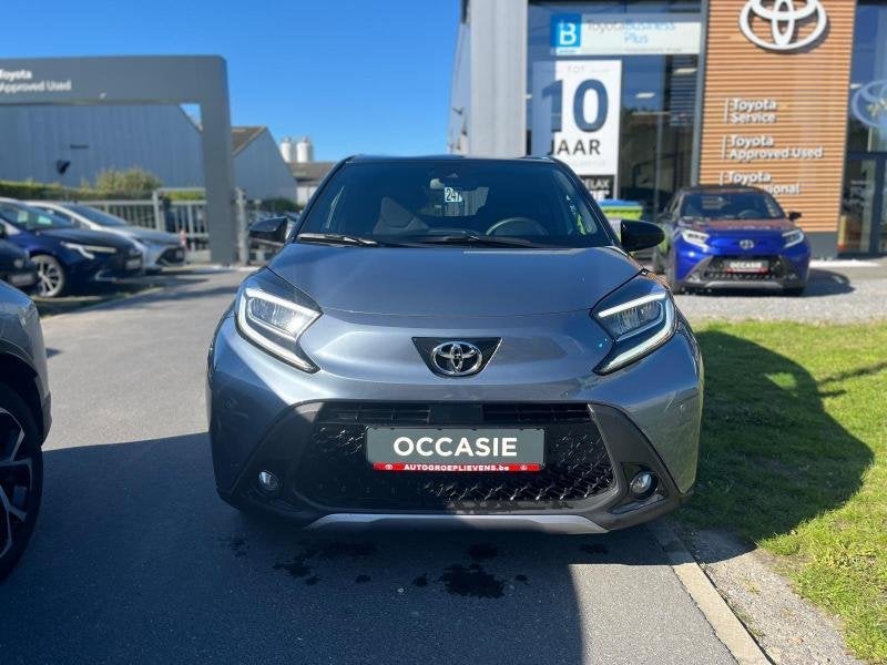 Toyota Aygo 1.0 CVT ENVY, Automaat, 72 pk, 5 deurs, Zilver of Grijs