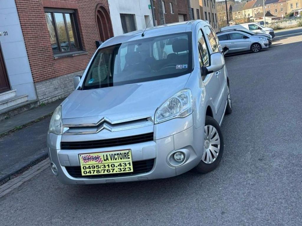 Citroën berlingo 5 PLACES 2011 annee 1.6 HDi 0032478767323, Auto's, Citroën, 4 cilinders, 149 g/km, 1560 cc, Te koop
