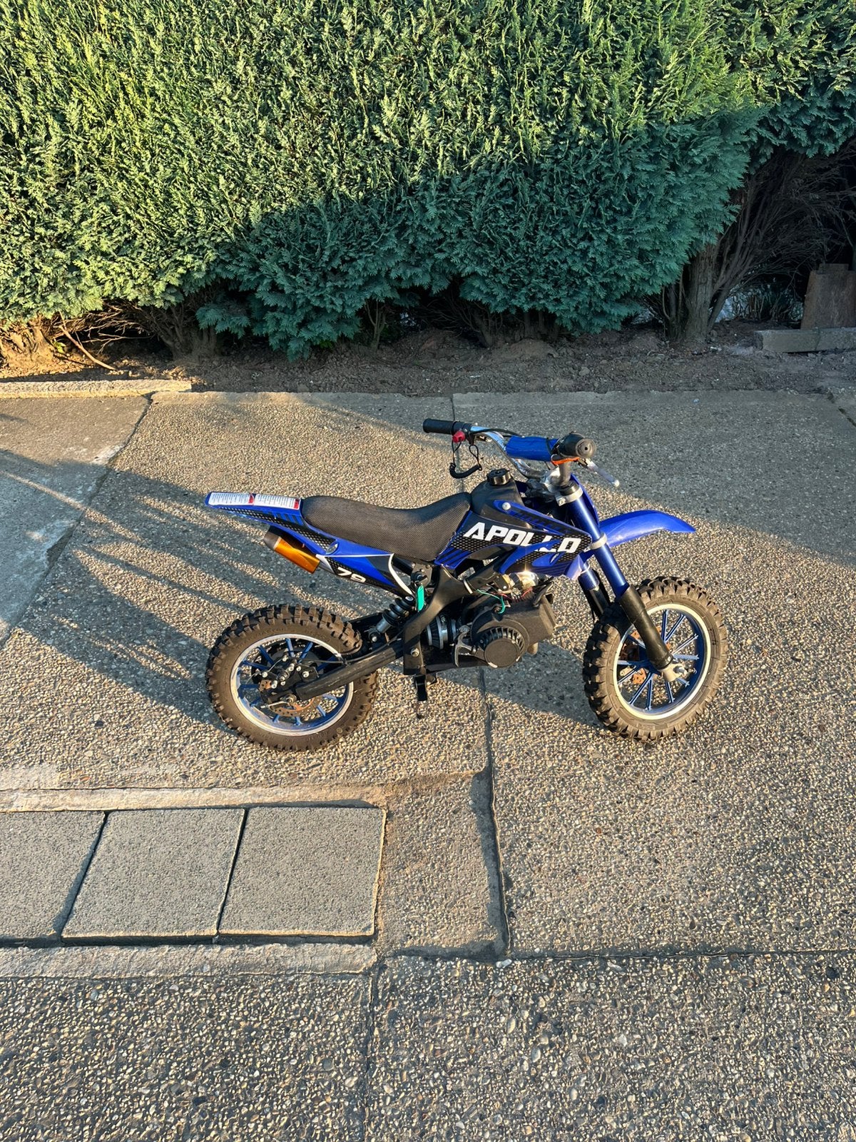 kleine pitbike 50cc met sleutels, Ophalen, Zo goed als nieuw, Pitbike