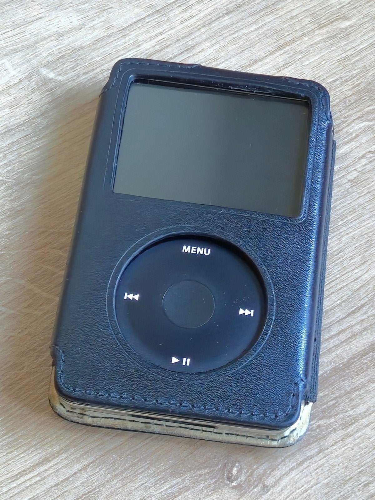 iPod Classic 80Gb, zwart, met lederen beschermhoes, Audio, Tv en Foto, Mp3-spelers | Apple iPod, Ophalen, Zwart, Classic