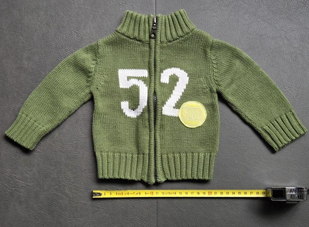 Groen vestje voor baby   Merk: Beebies  Maat: 68, Ophalen of Verzenden, Zo goed als nieuw, Beebies, Truitje of Vestje