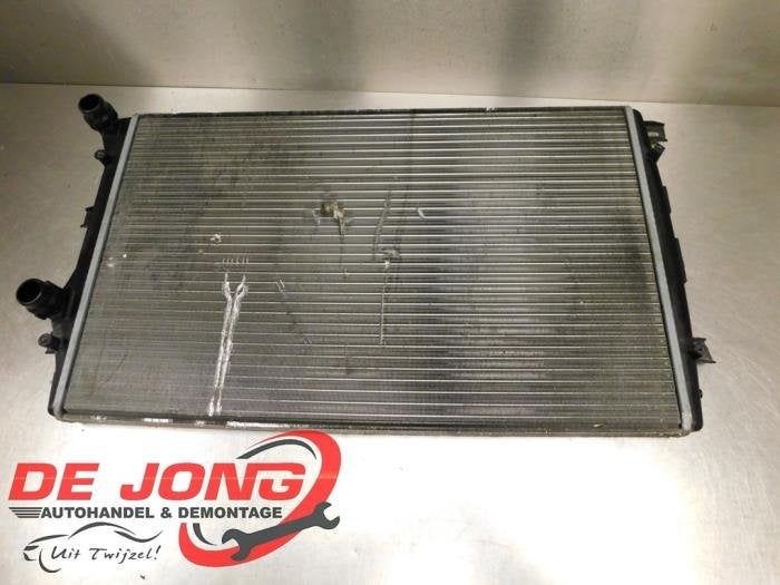 Radiateur d'un Volkswagen Passat, Volkswagen, -, 3 mois de garantie, Utilisé