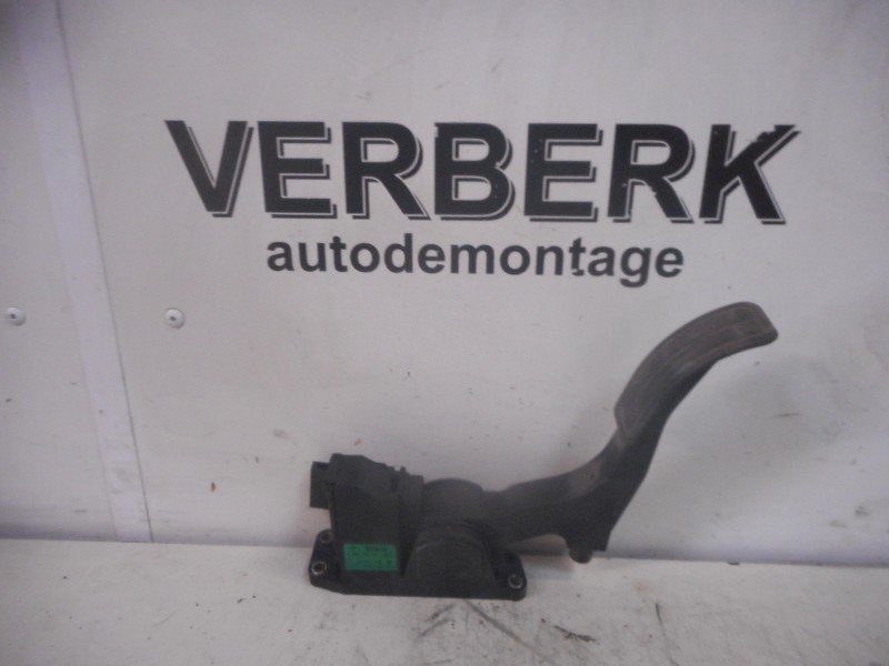 PEDALE D'ACCELERATEUR Polo III (6N2) (6N1721503E), Autos : Pièces & Accessoires, Robert Bosch AG, Volkswagen, Utilisé, Robert-Bosch-Allee 1
74232  Abstatt, DE
