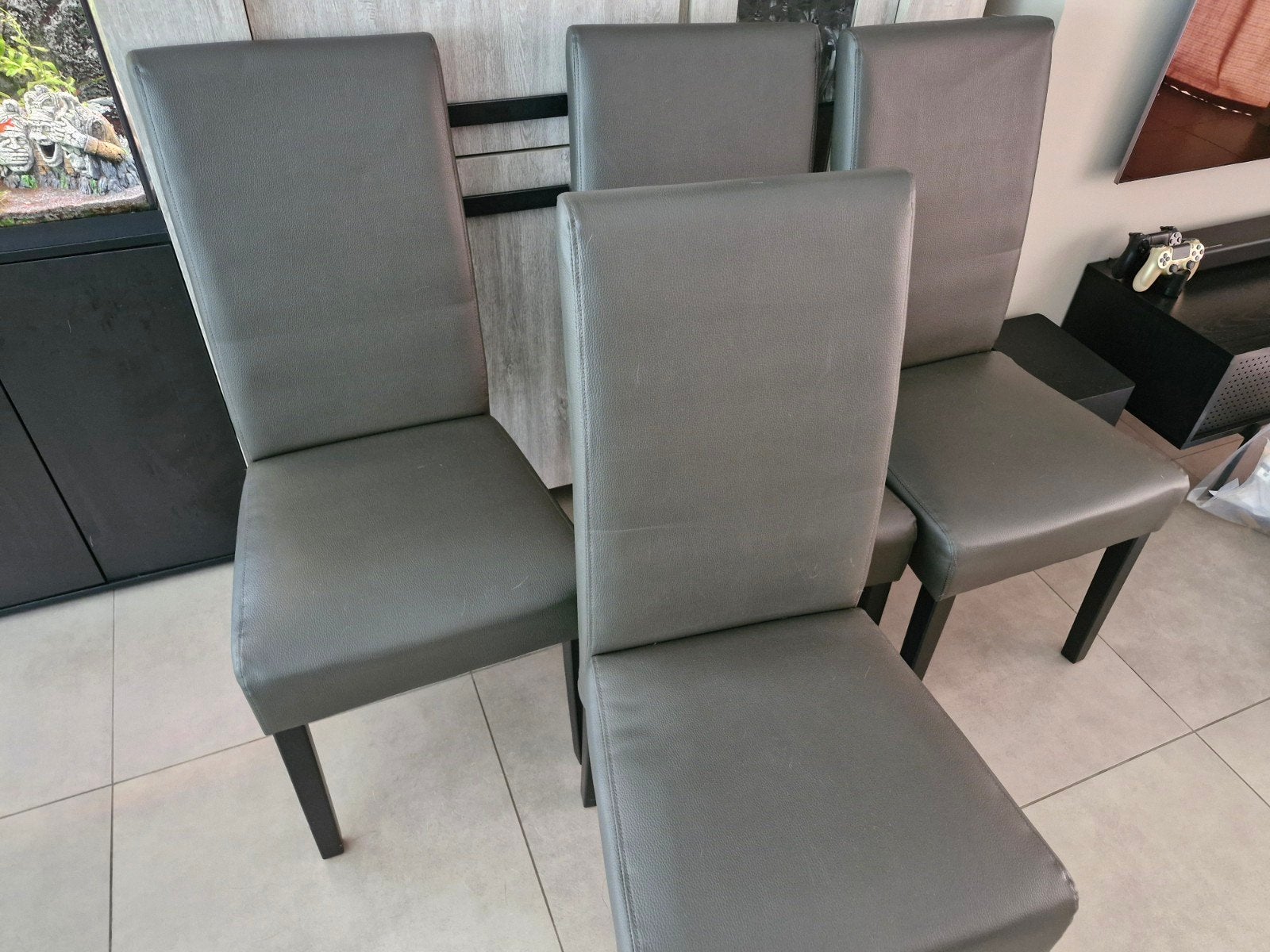6 stoelen in grijs kunstleder, Maison & Meubles, Chaises, Utilisé, Cinq, Six Chaises ou plus, Autres matériaux, Gris, Enlèvement