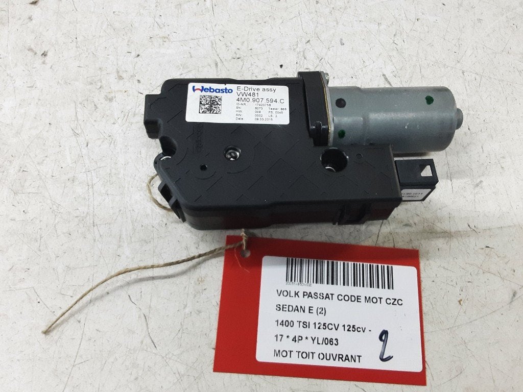 TOIT OUVRANT MOTEUR Volkswagen Passat (3G2) (4M0907594C), Volkswagen, Mevr. I. Hauben, Utilisé, Rue de l'Espoir 34 34
4030  GRIVEGNÉE, BE